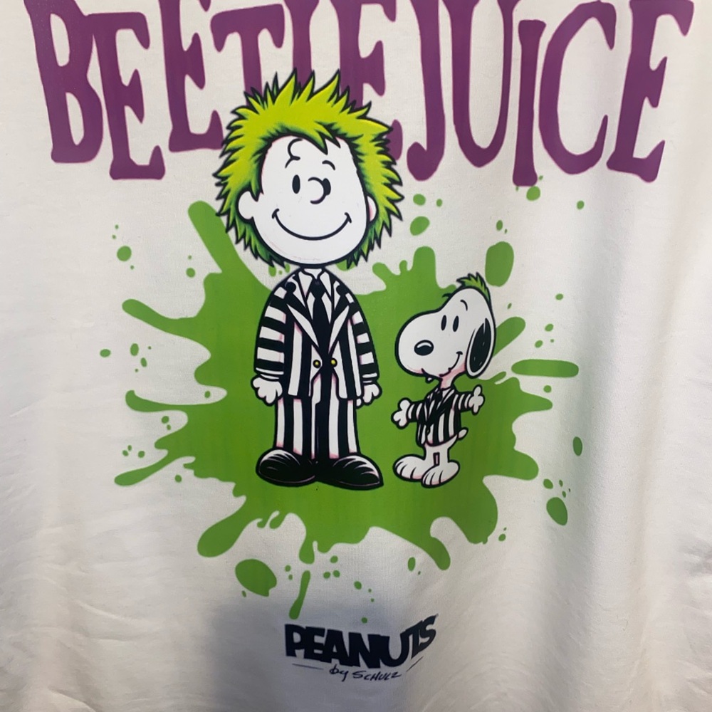 NEW!! BEETLEJUICE/ SNOOPY FITTED TEE - Picture 2 of 6